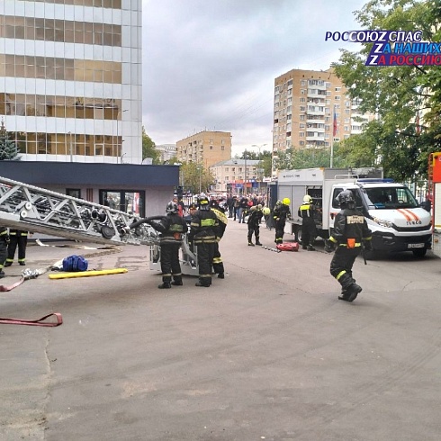 24 августа на территории Московского политехнического университета прошли пожарно-тактические учения аварийно-спасательных служб Восточного административного округа Москвы